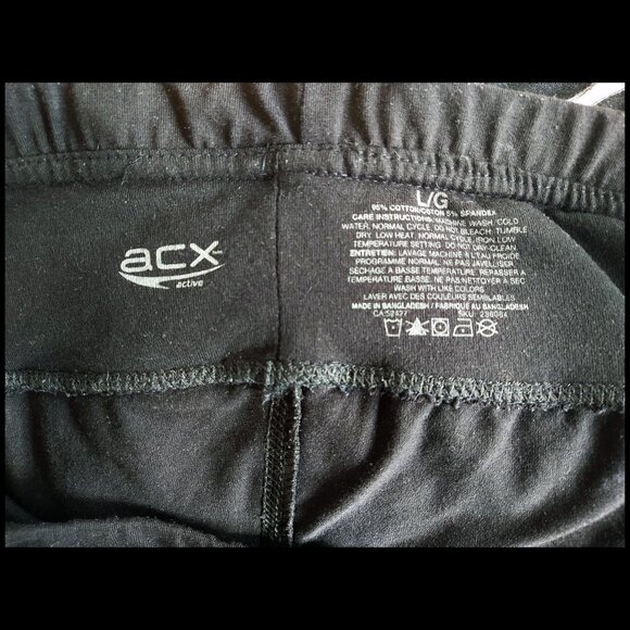 Black Capri Leggings with Flower Cut-out Detail, Women's Large - Picture 4 of 4